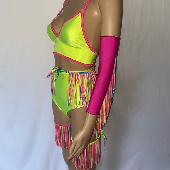 Eight piece rave set - Picture 5 of 8